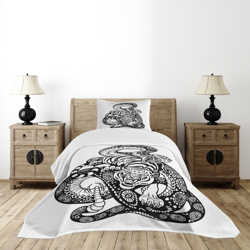 Snake and Tiger Pattern Bedspread Set