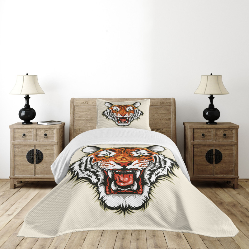 Ready to Attack in Jungle Bedspread Set