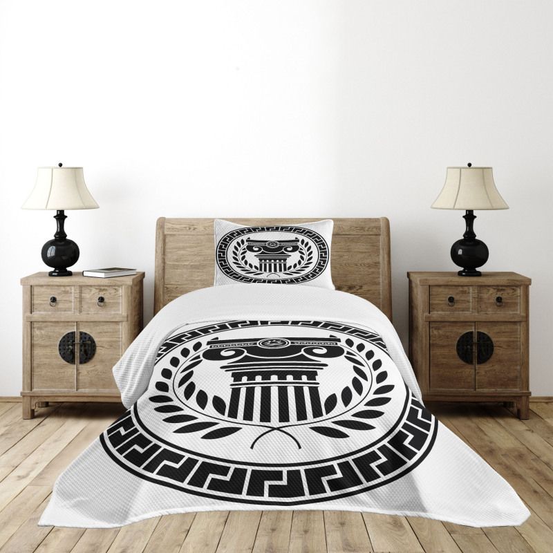 Column Laurel Wreath Bedspread Set