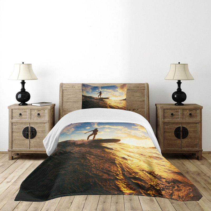Sunset Surf Woman Bedspread Set