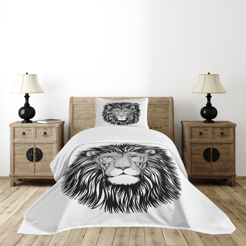 Wild Hipster Lion Glasses Bedspread Set