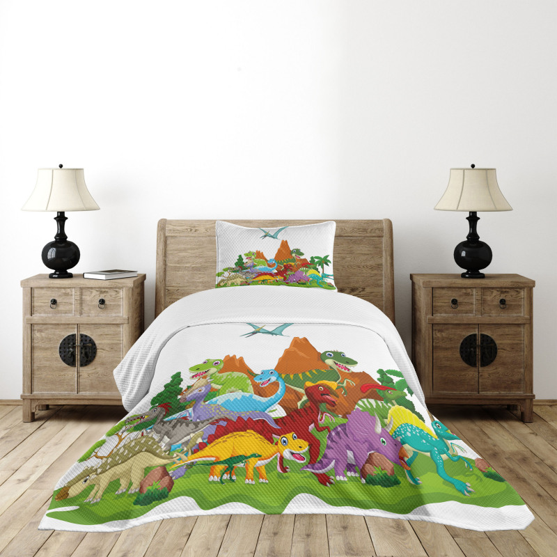 Funny Creatures Trees Bedspread Set