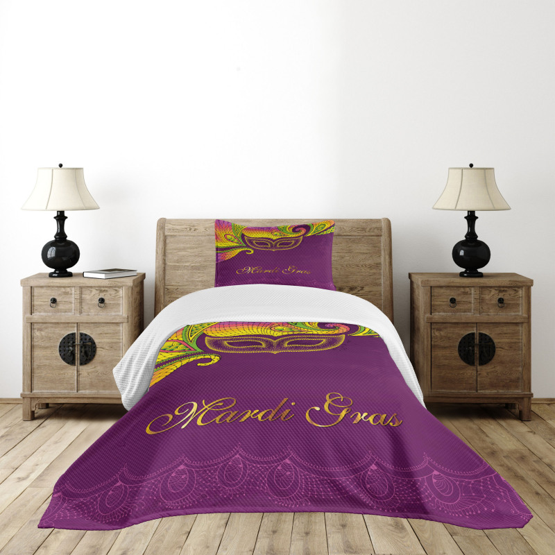 Colorful Lace Style Bedspread Set