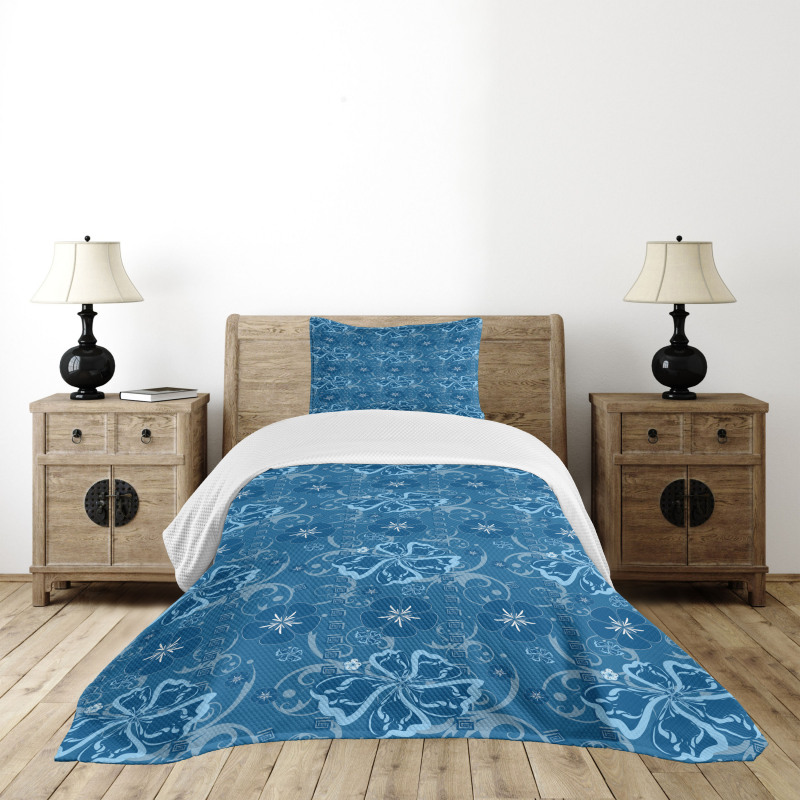 Floral Pattern Bedspread Set