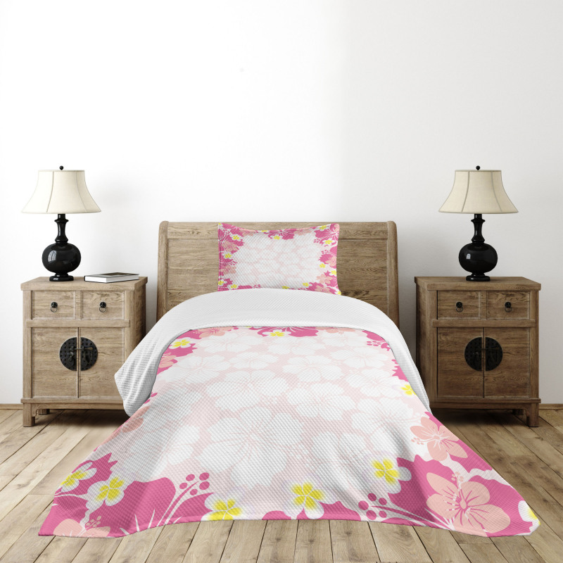 Abstract Hibiscus Nature Bedspread Set