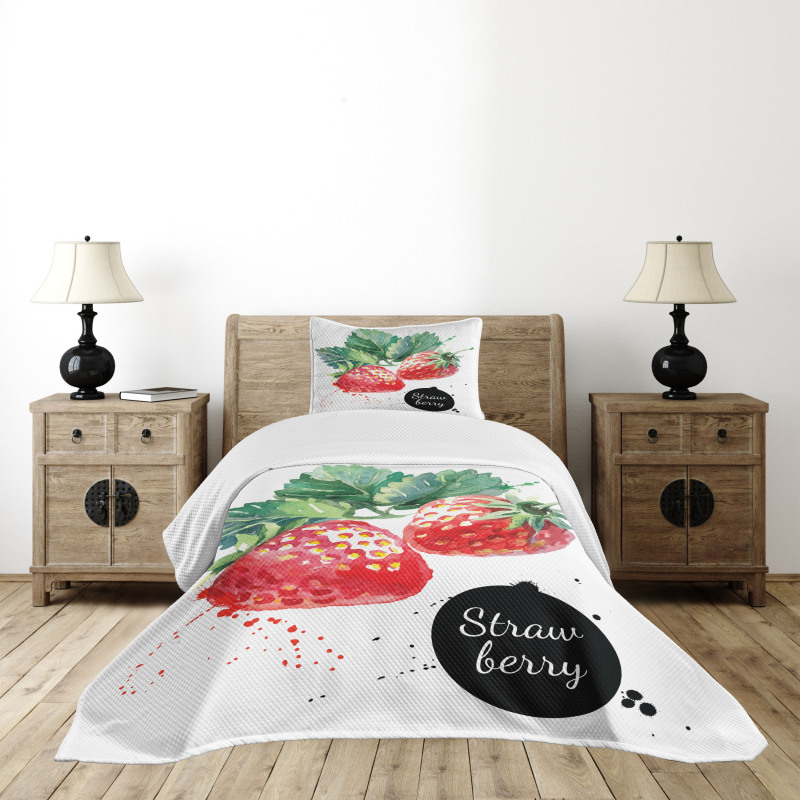 Appetizing Strawberries Bedspread Set