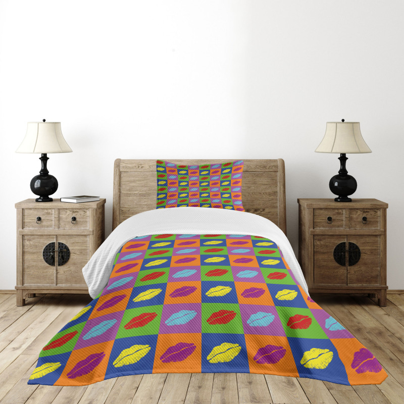 Vibrant Pop Art Kisses Bedspread Set