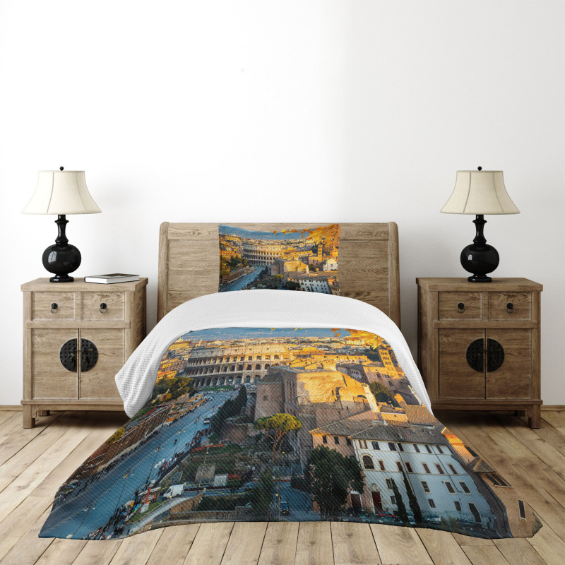 Colosseum View in Rome Bedspread Set