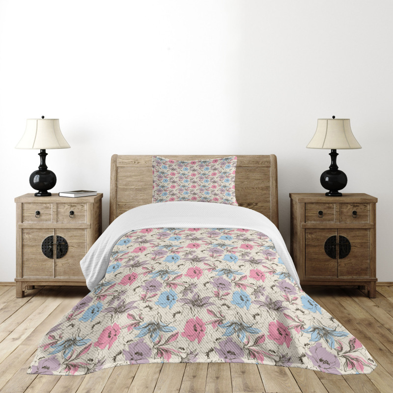 Lily and Poppies Sketch Bedspread Set