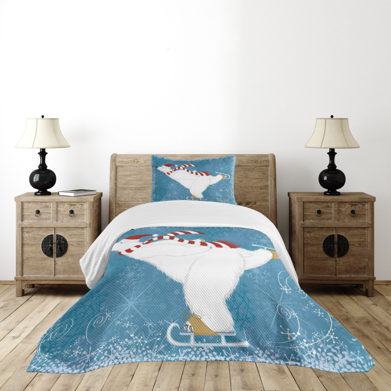 Ice Skating Polar Bear Bedspread Set