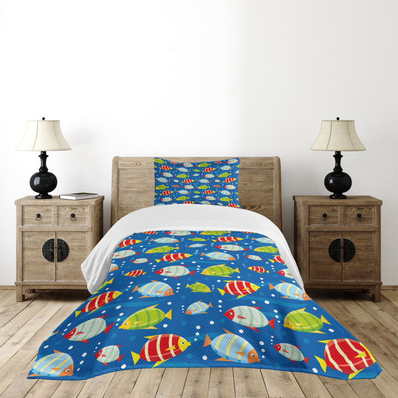 Vibrant Fish Marine Art Bedspread Set