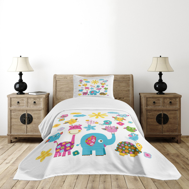 Dancing Characters Bedspread Set