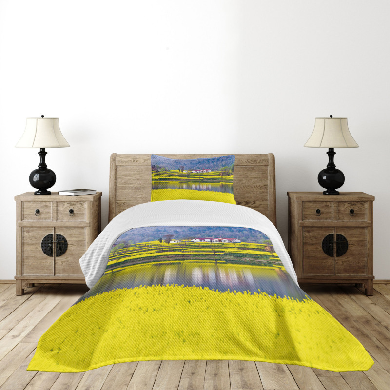 Spring Scenery Bedspread Set