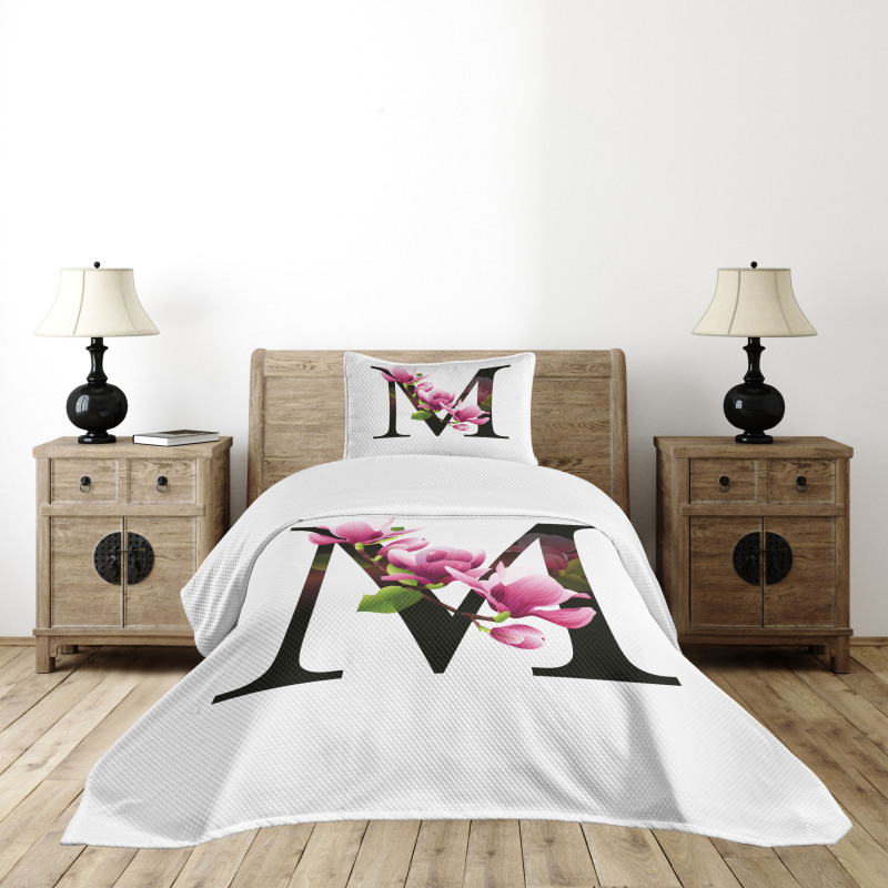 M with Magnolia Floral Bedspread Set