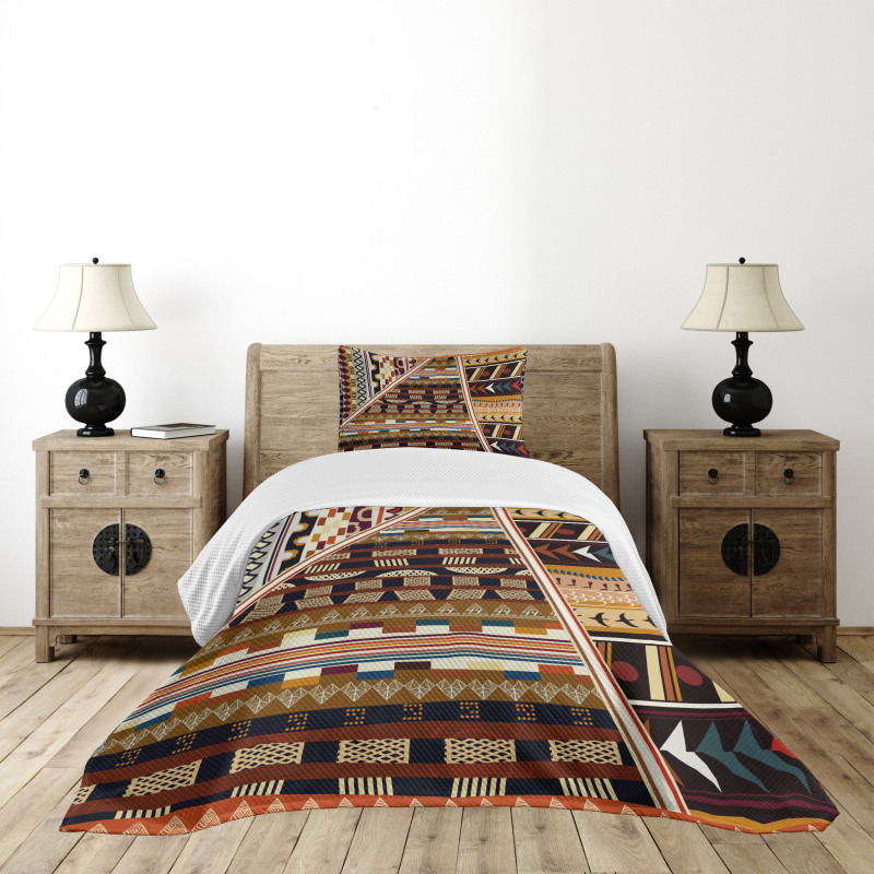 Geometrical Folkloric Bedspread Set