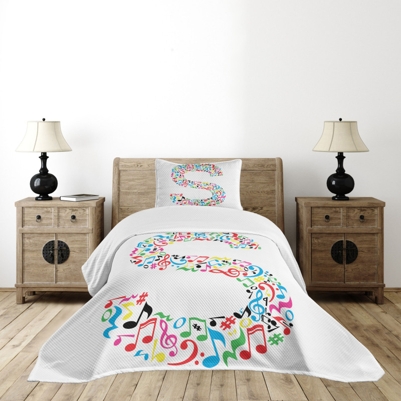 S with Musical Pattern Bedspread Set