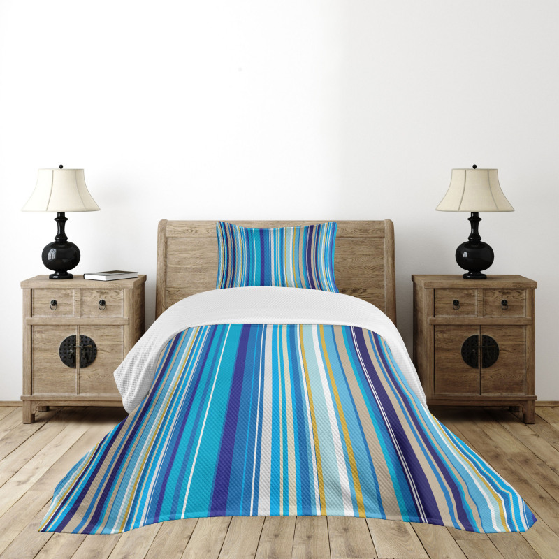 Vertical Stripes Retro Art Bedspread Set