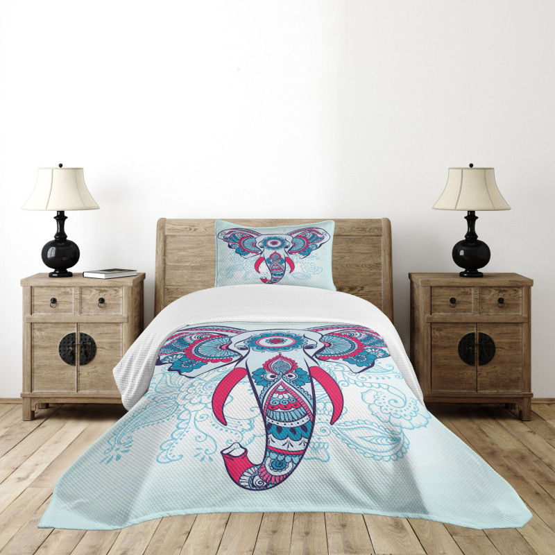 Doodle Elephant Design Bedspread Set