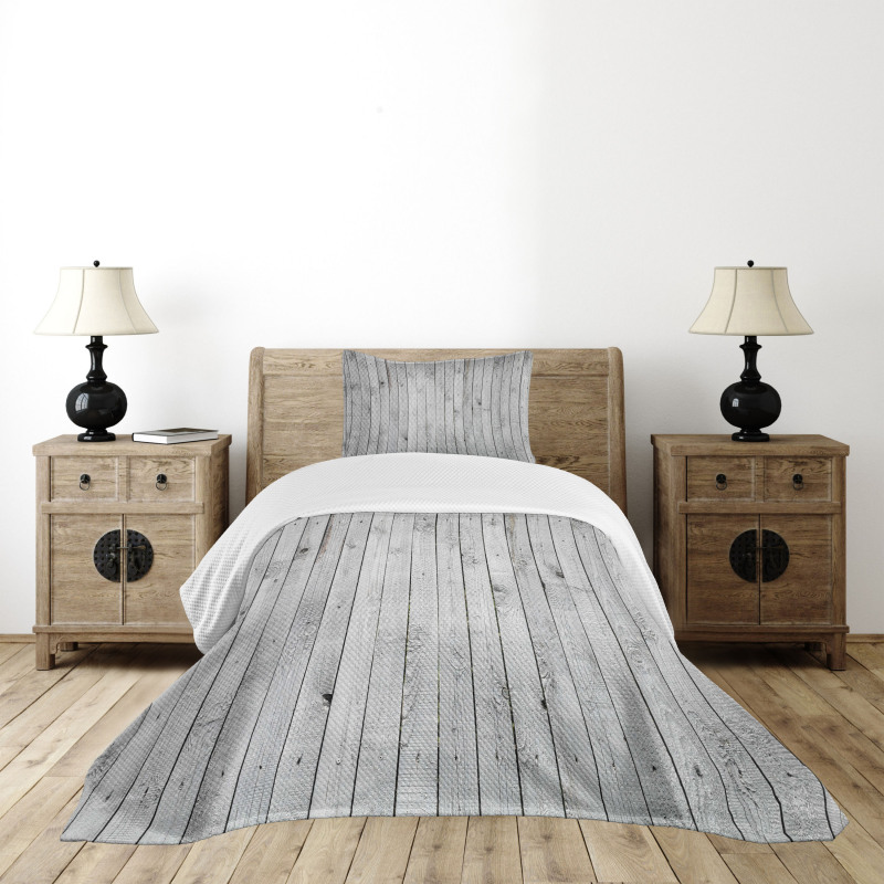 Vertical Board Bedspread Set