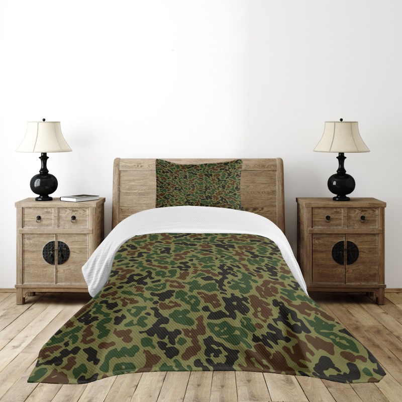 Green Forest Motif Bedspread Set