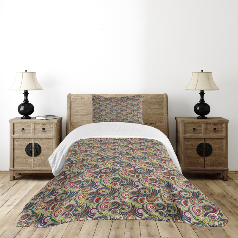 Eastern Doodle Paisley Bedspread Set