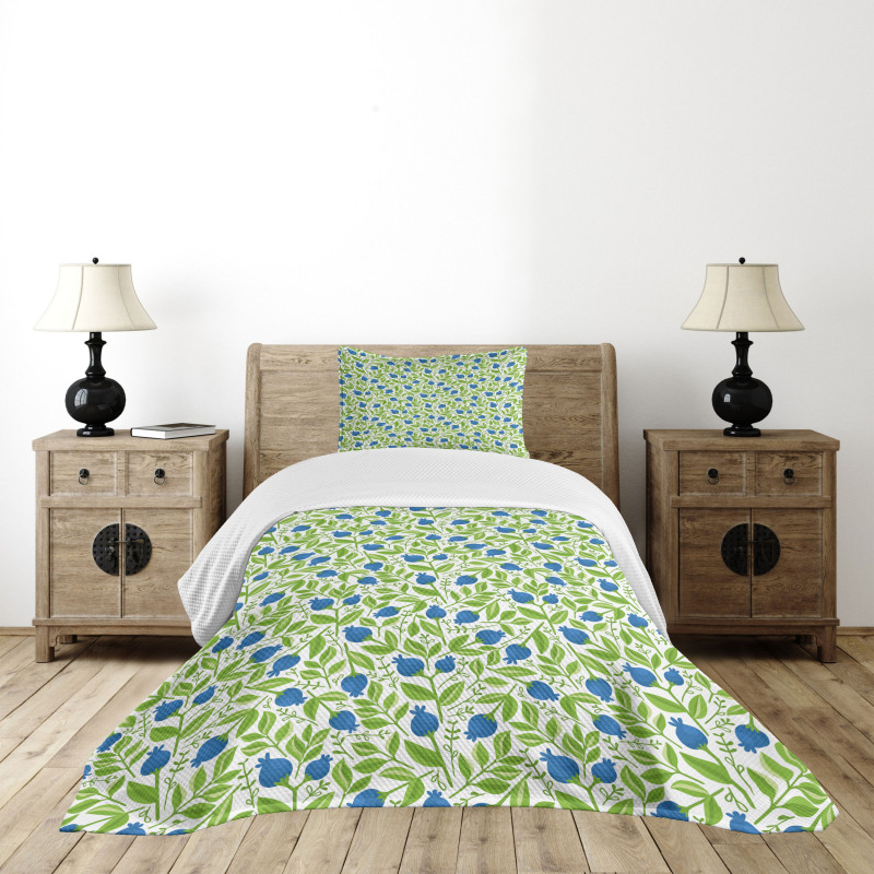 Flowering Blueberry Leaf Bedspread Set