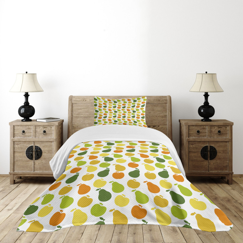 Apple Pears Fresh Garden Bedspread Set