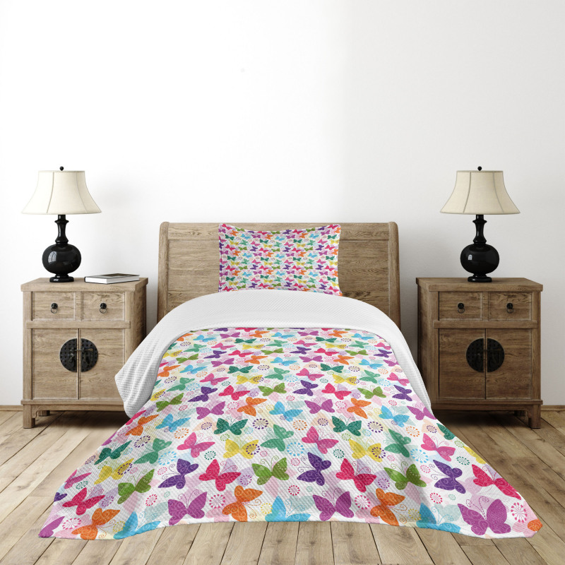 Vibrant Floral Happy Bedspread Set