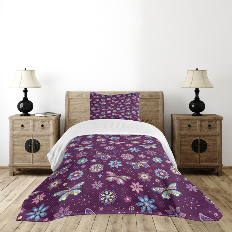 Vortex Shapes Design Bedspread Set