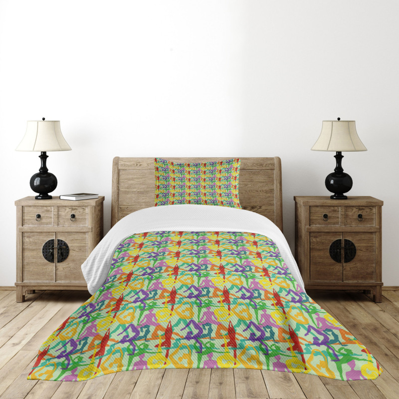 Colorful Poses Eastern Asia Bedspread Set