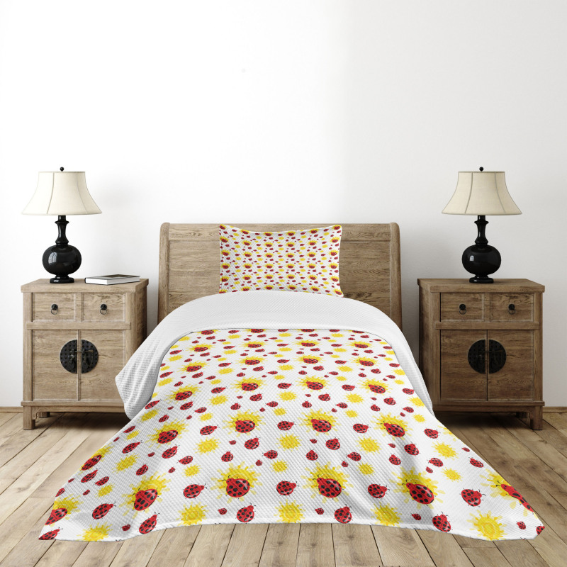 Summer Inspired Bugs Bedspread Set