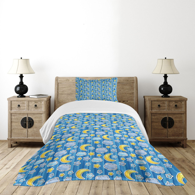 Abstract Moon and Clouds Bedspread Set