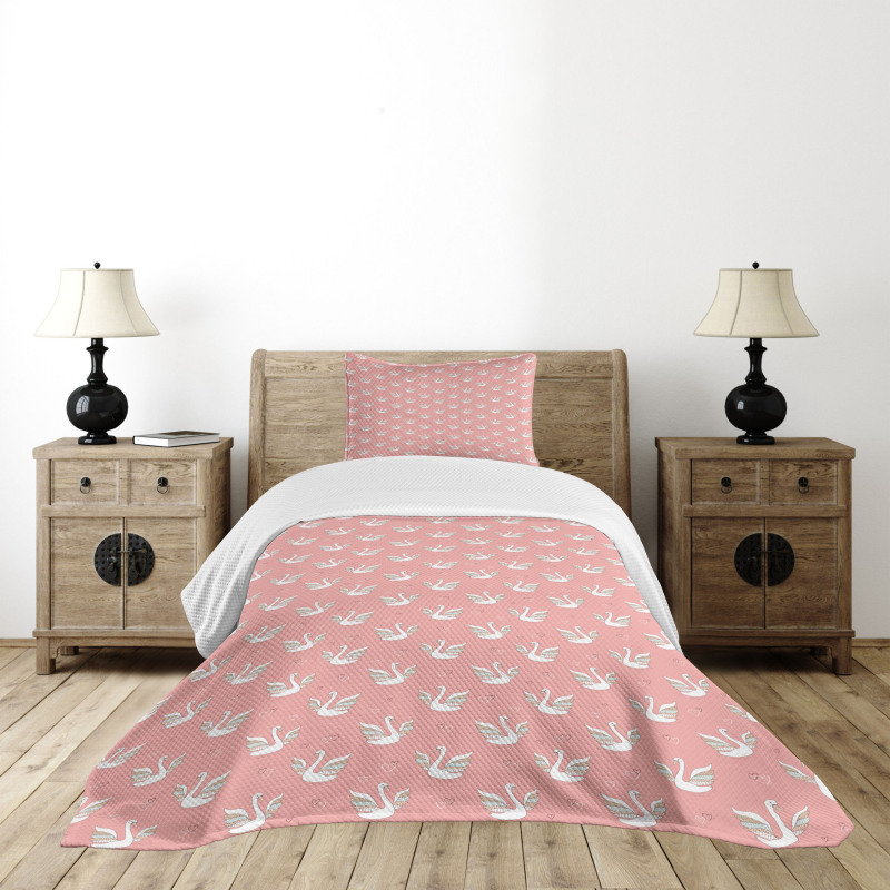 Patterned Wings and Hearts Bedspread Set