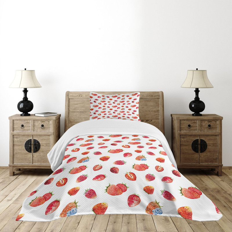 Strawberry Blueberry Bedspread Set