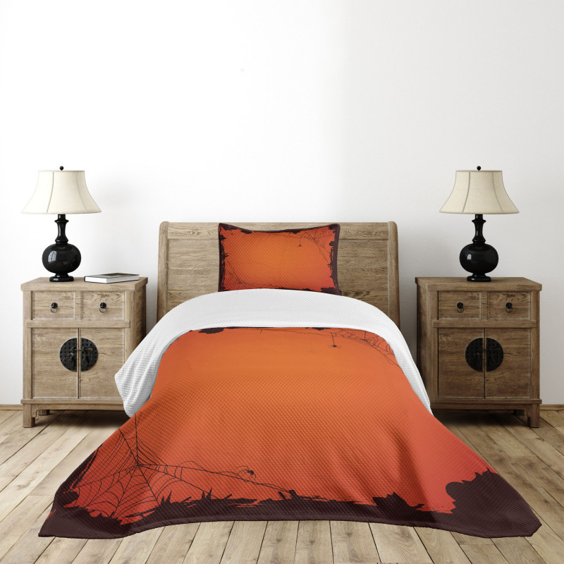 Grunge Scary Frame Bedspread Set