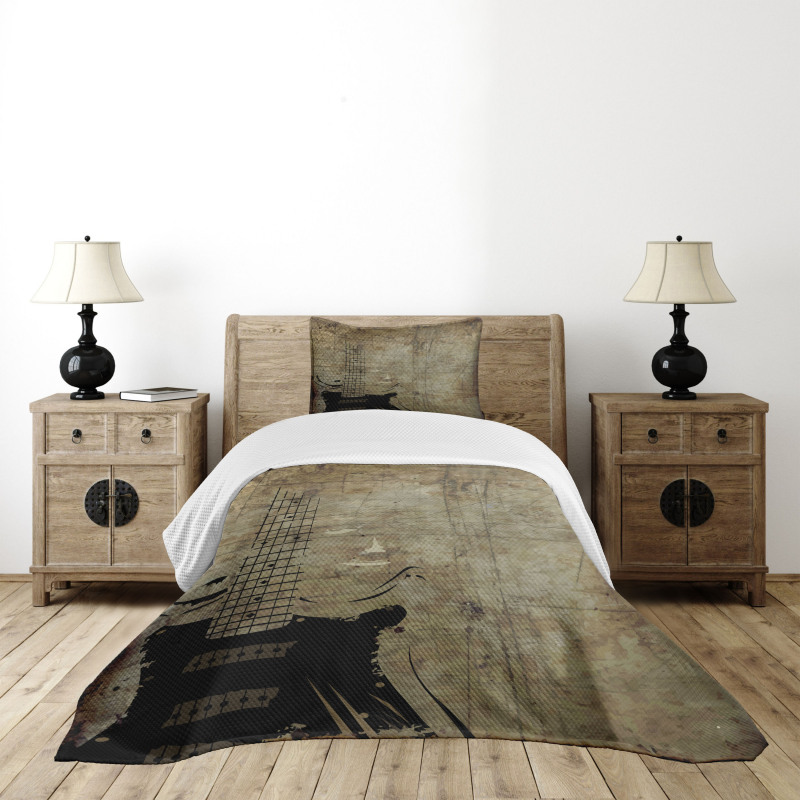 Faded Instrument Design Bedspread Set