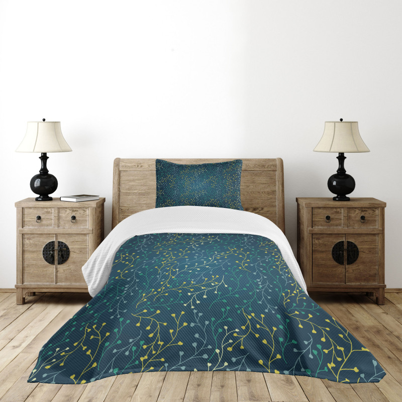 Little Buds on Branches Bedspread Set