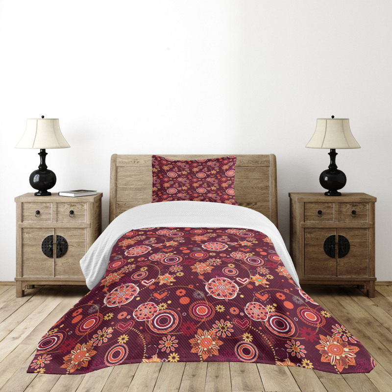 Vintage Foliage Composition Bedspread Set