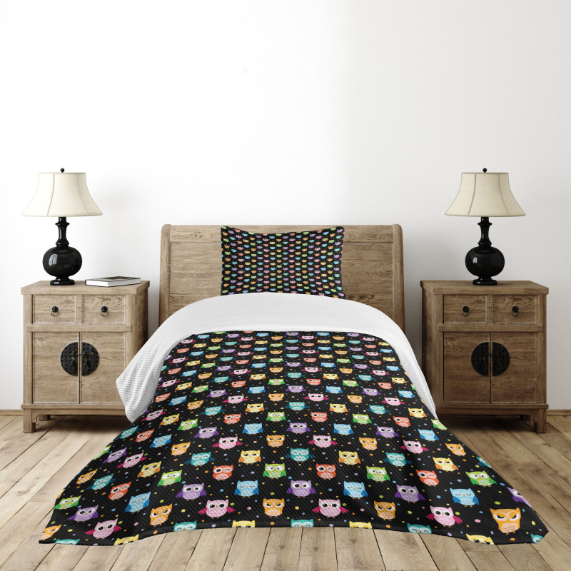 Funny Confused Serious Bedspread Set
