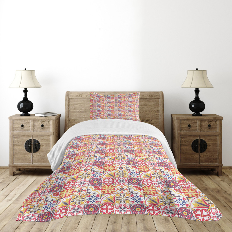 Italian Inspired Motif Bedspread Set