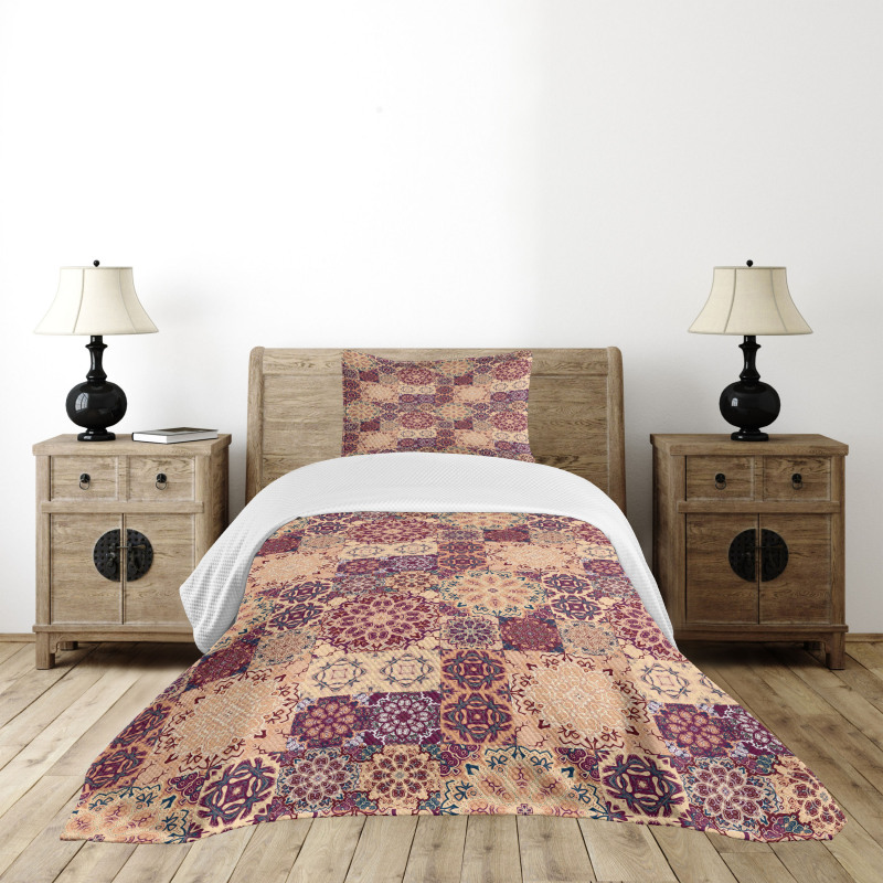 Ornate Ceramic Tiles Bedspread Set