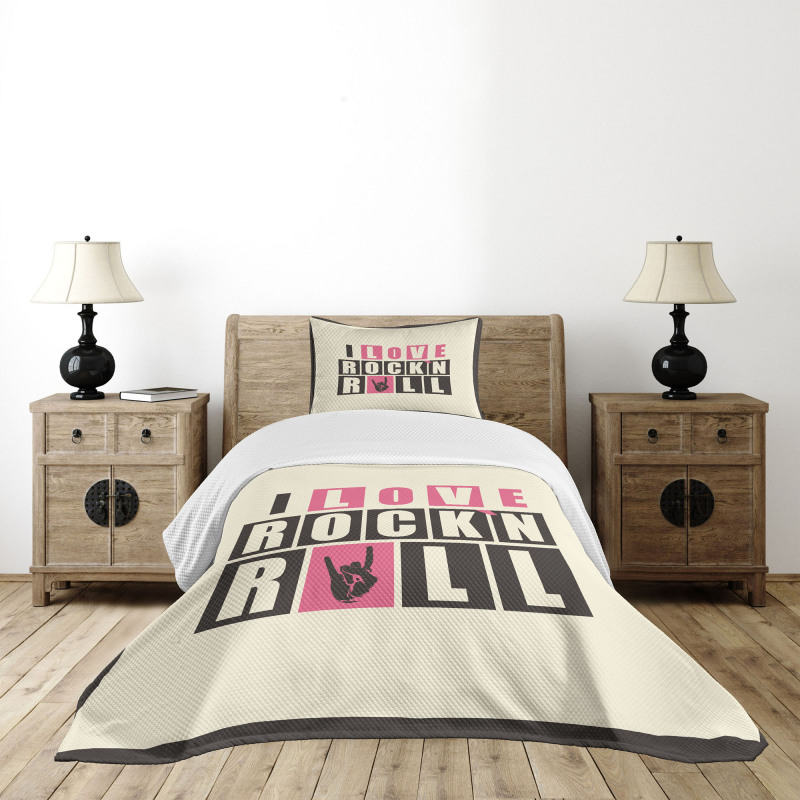 Retro Slogan Grunge Bedspread Set