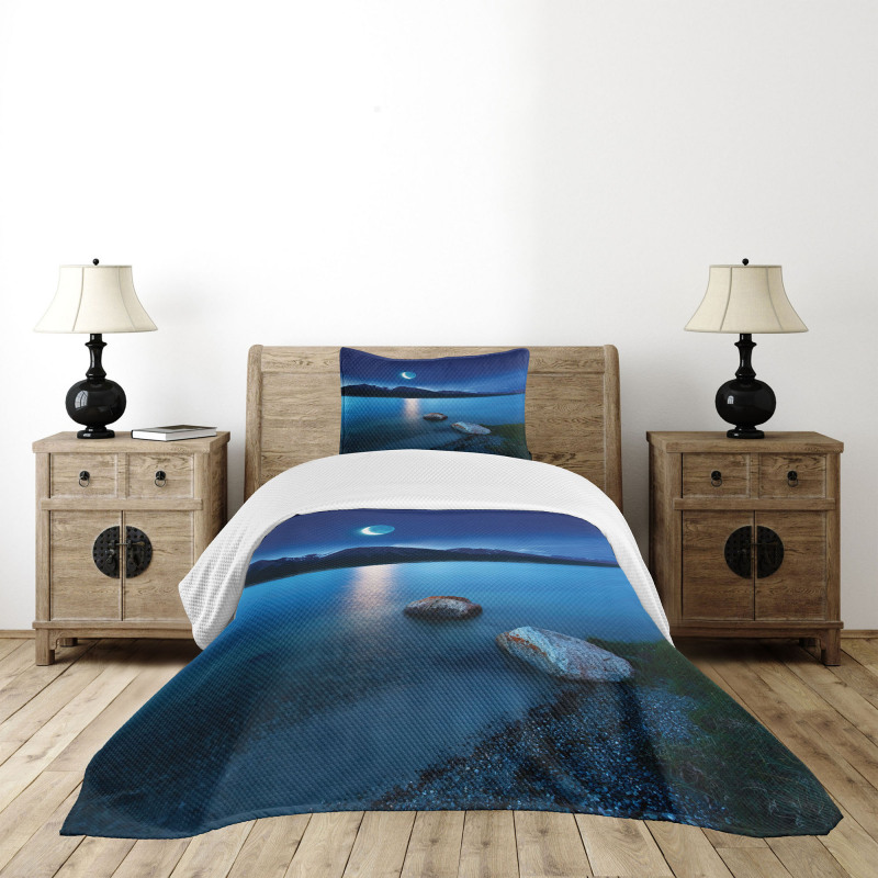 Fantasy Midnight Moon Bedspread Set