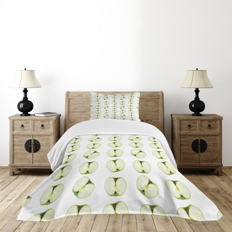 Orchard Produce Halves Bedspread Set