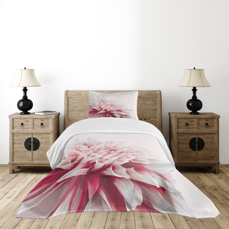 Close up Floral Blossom Bedspread Set