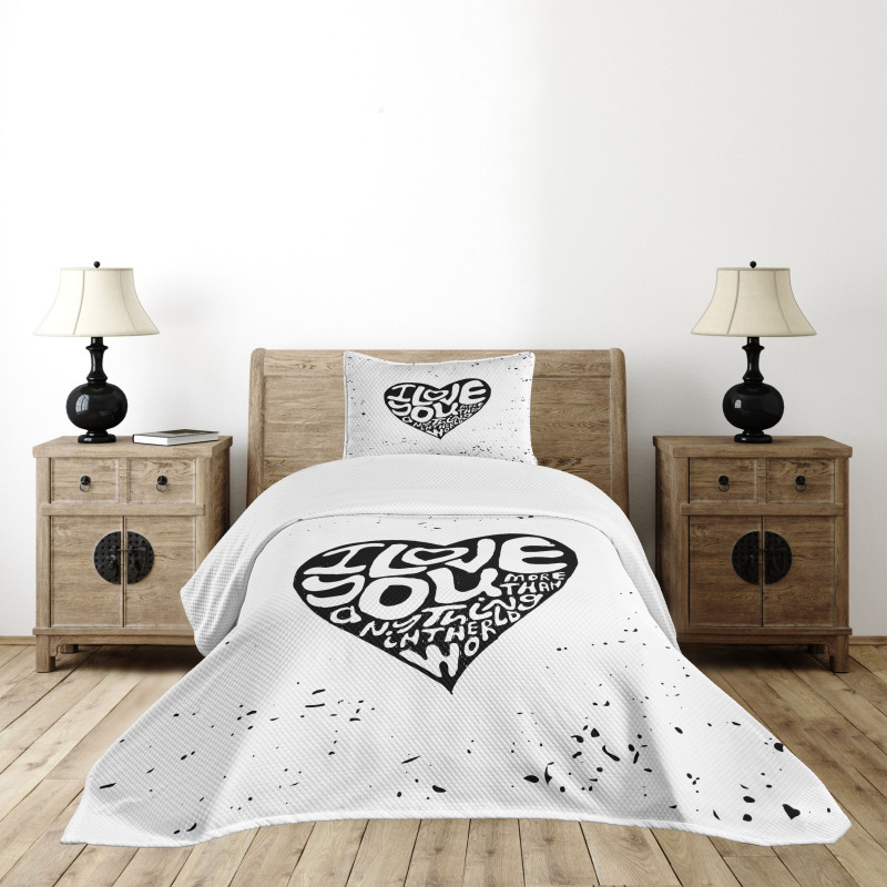 Grunge Art Heart Bedspread Set