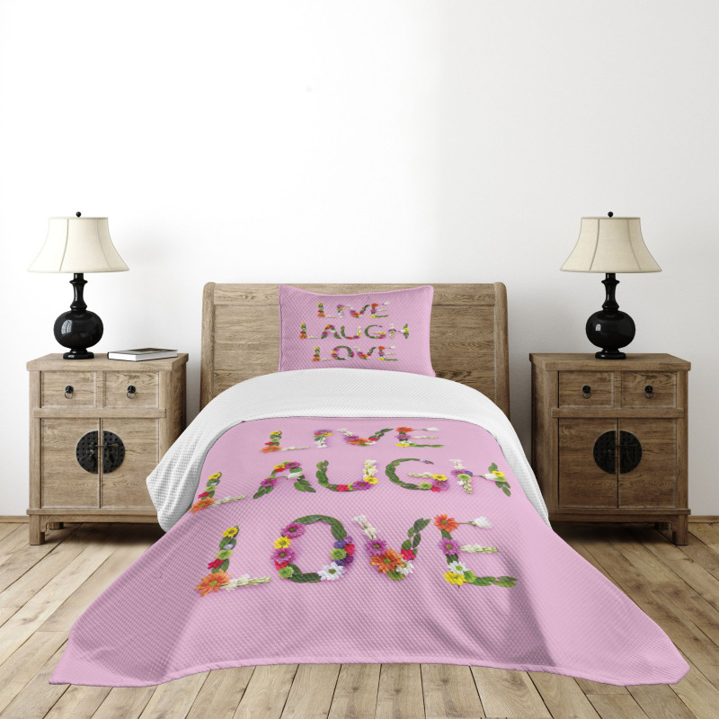 Floral Words Bedspread Set