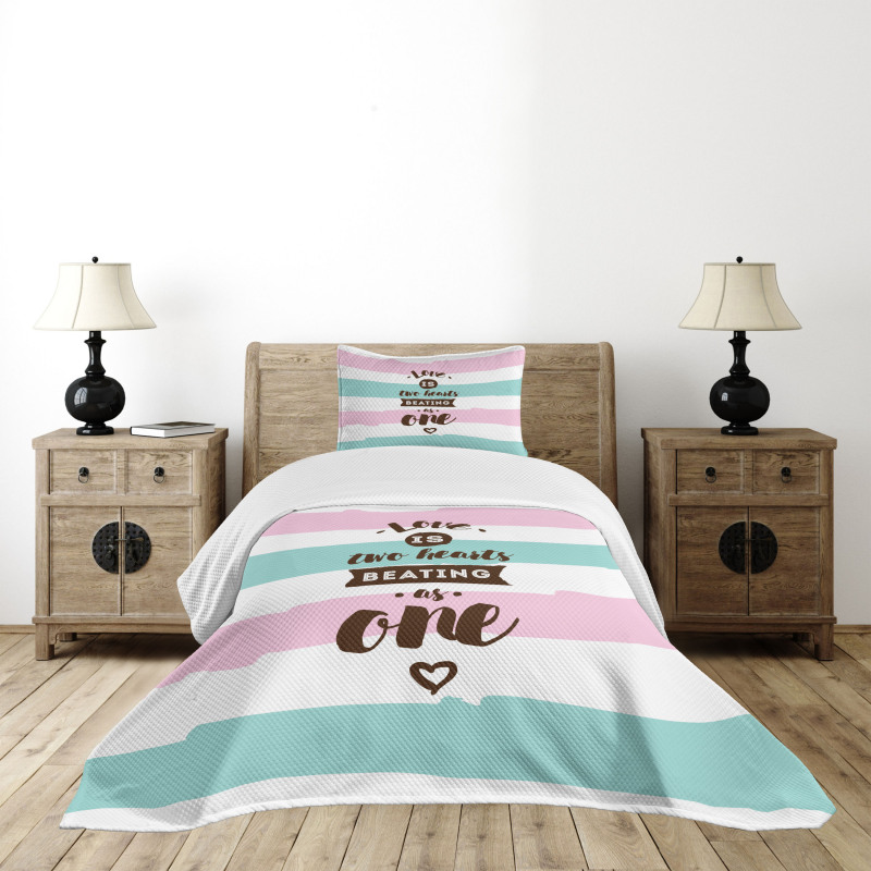 Retro Style Pastel Bedspread Set