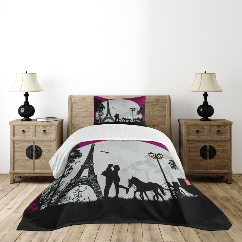 Couple with Full Moon Bedspread Set
