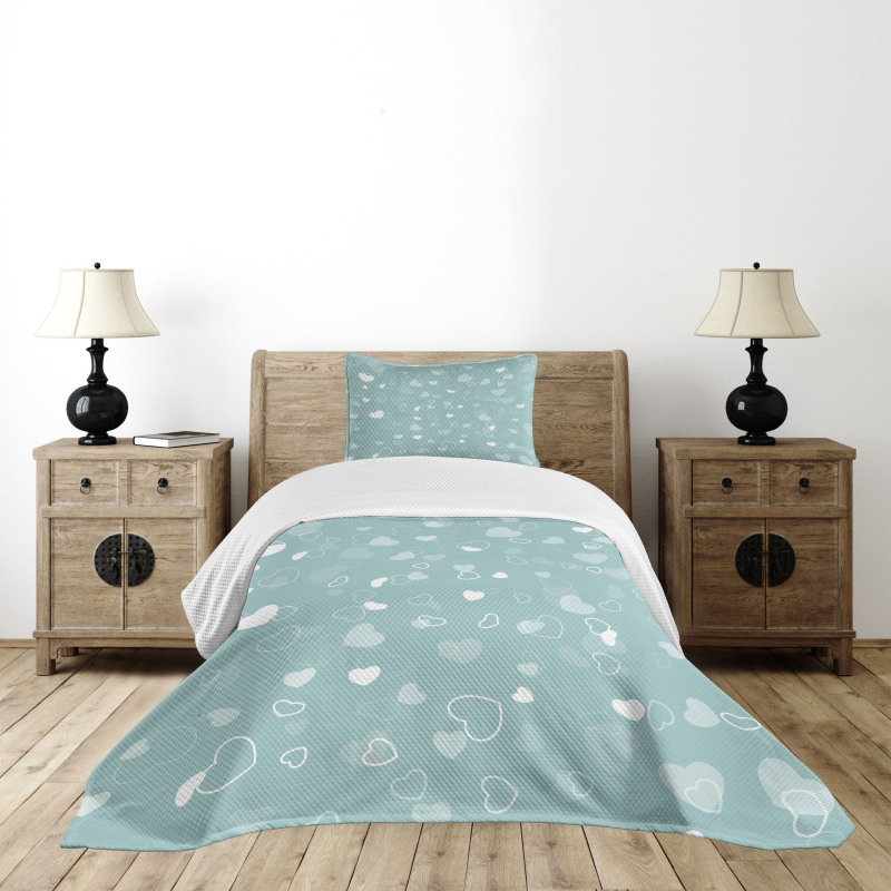 Romantic Hearts Theme Bedspread Set